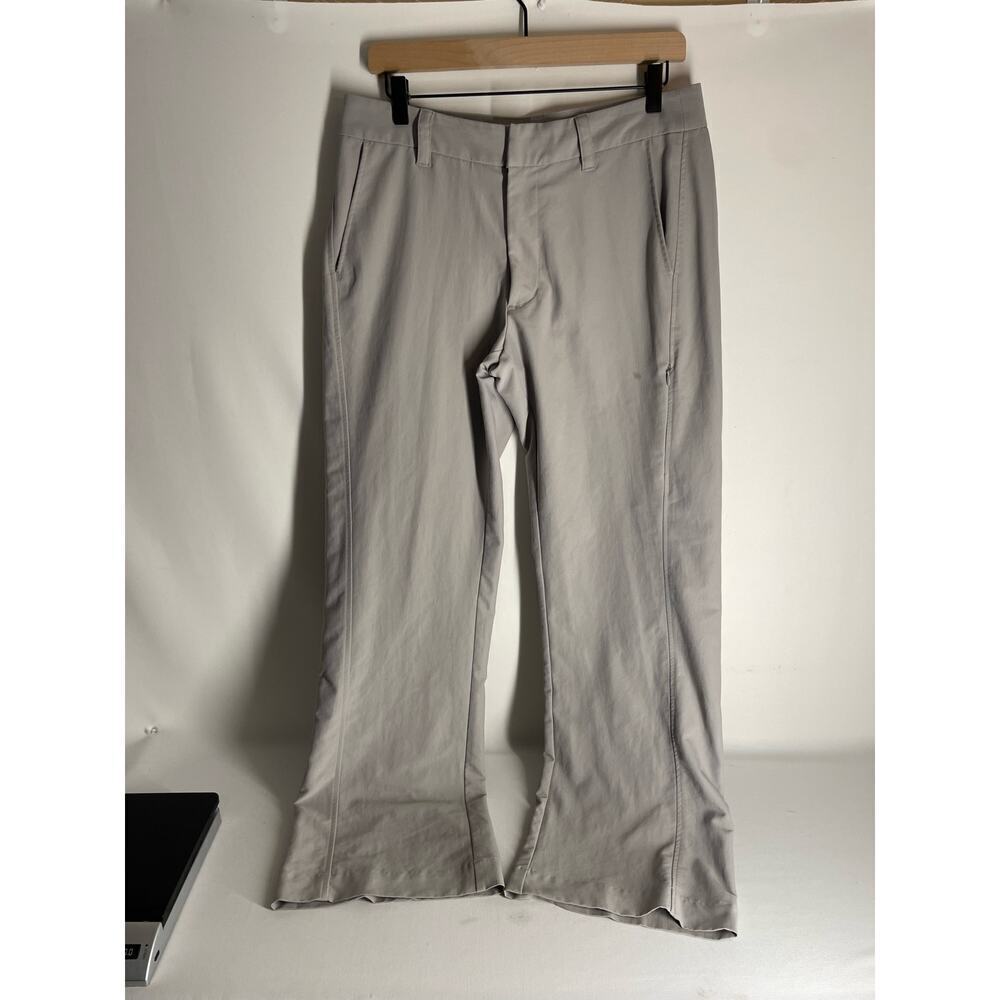 Patagonia Women's Pants Size 10 Gray Pockets Bootcut Zip Pocket Nylon Blend